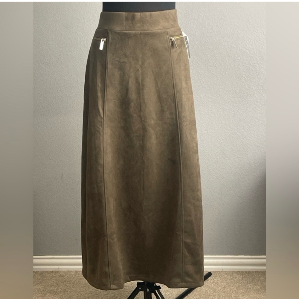 Elegant Khaki Midi Skirt - Picture 2 of 7